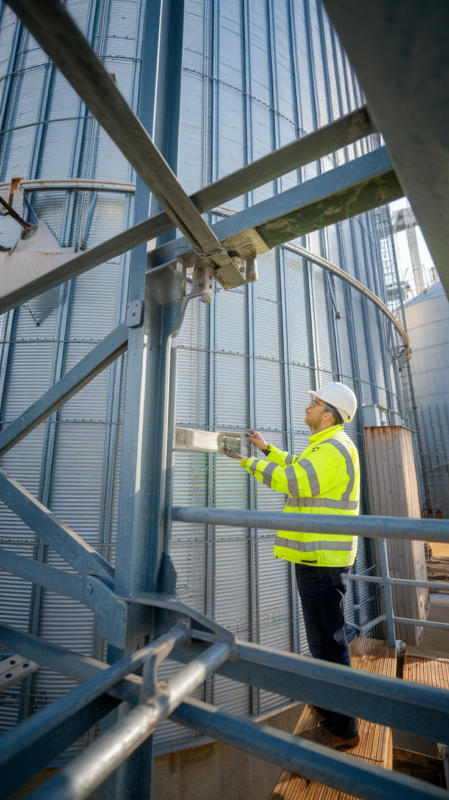 Technical inspection of grain silo, exposed structural elements, measurement taking